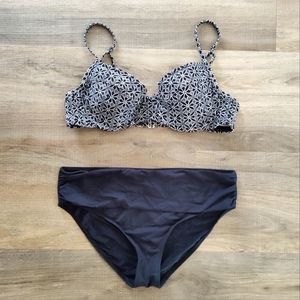 Women's Black Geometric Bikini